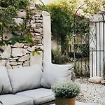Charming Riverside House In Medieval Village Villeneuve-Minervois