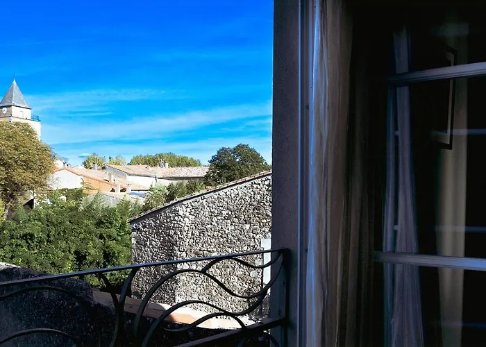 Charming Riverside House In Medieval Village Holiday home Villeneuve-Minervois